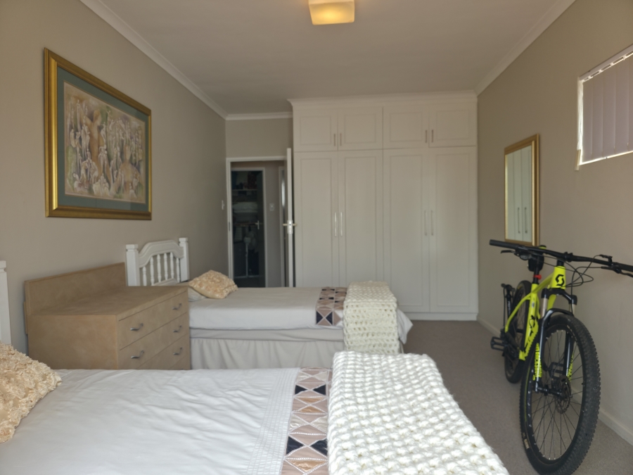 5 Bedroom Property for Sale in Ferreira Town Eastern Cape